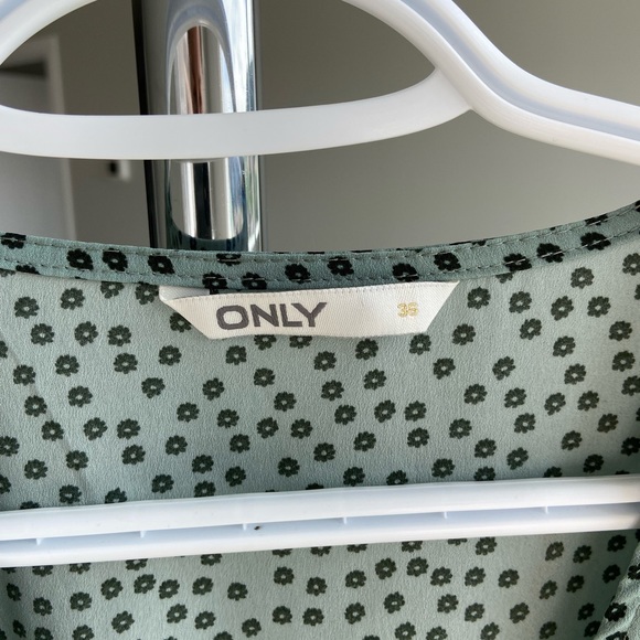 Only Wrap Dress 👗 - Picture 3 of 4